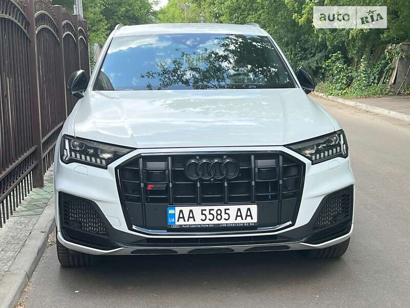 Внедорожник / Кроссовер Audi SQ7 2021 в Киеве
