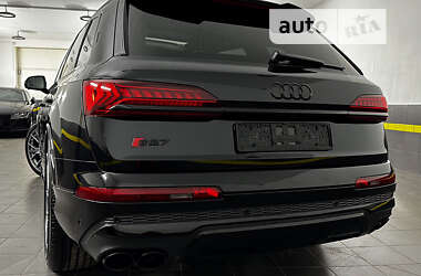 Внедорожник / Кроссовер Audi SQ7 2019 в Казатине