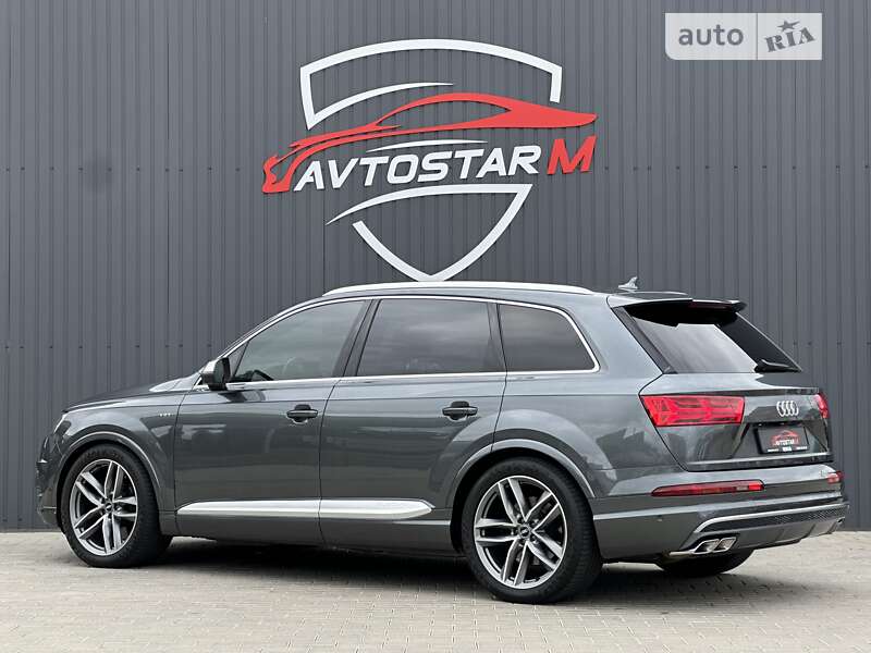 Позашляховик / Кросовер Audi SQ7 2017 в Мукачевому