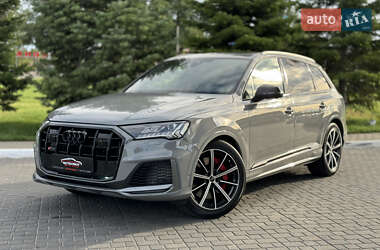 Внедорожник / Кроссовер Audi SQ7 2022 в 