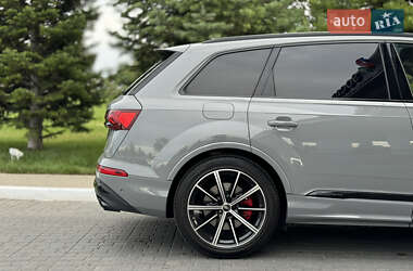 Внедорожник / Кроссовер Audi SQ7 2022 в 