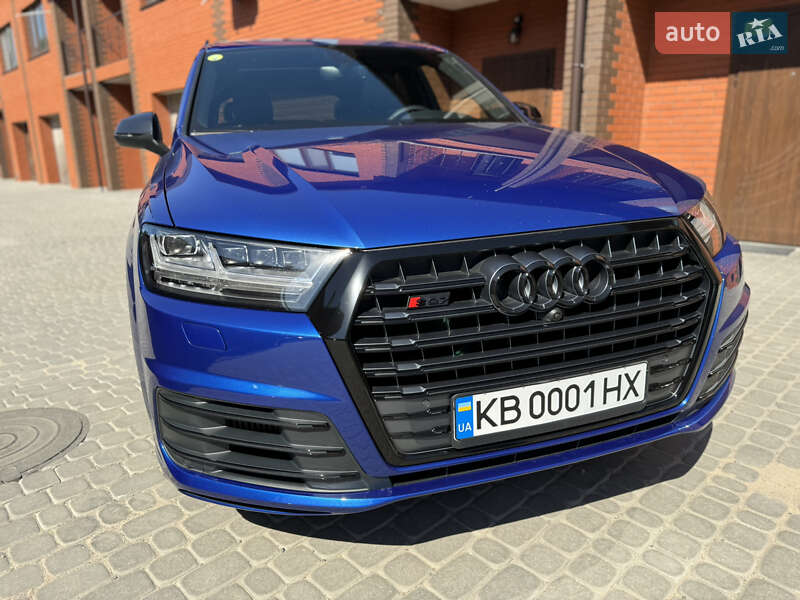 Внедорожник / Кроссовер Audi SQ7 2017 в Виннице