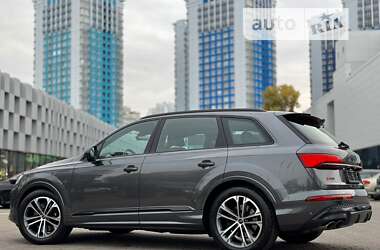 Позашляховик / Кросовер Audi SQ7 2024 в Києві