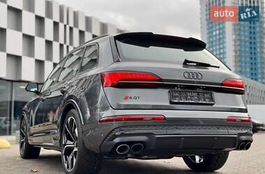 Позашляховик / Кросовер Audi SQ7 2024 в Києві