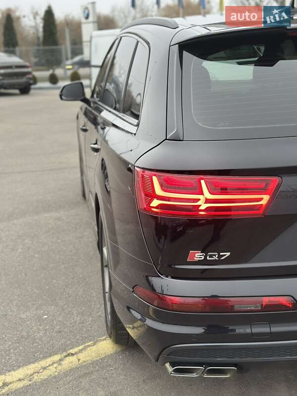 Внедорожник / Кроссовер Audi SQ7 2017 в Полтаве фото 12 Внедорожник / Кроссовер Audi SQ7 2017 в Полтаве