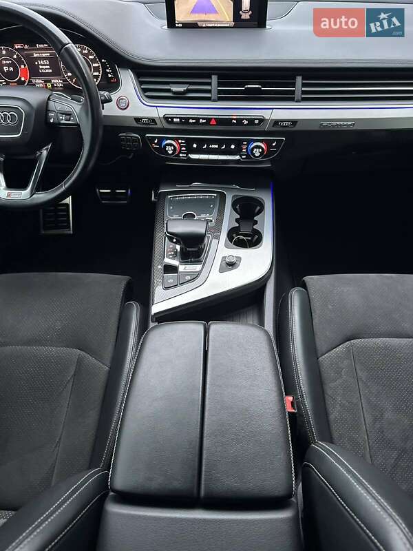 Внедорожник / Кроссовер Audi SQ7 2017 в Полтаве фото 48 Внедорожник / Кроссовер Audi SQ7 2017 в Полтаве