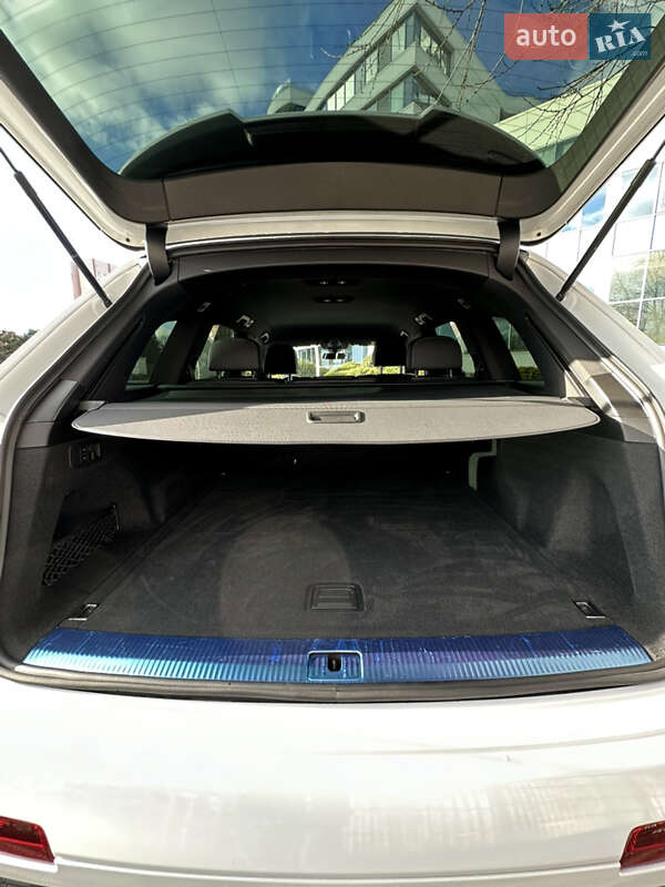 Внедорожник / Кроссовер Audi SQ7 2021 в Одессе