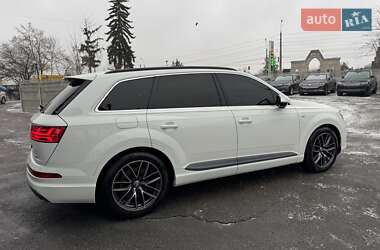 Позашляховик / Кросовер Audi SQ7 2017 в Тернополі