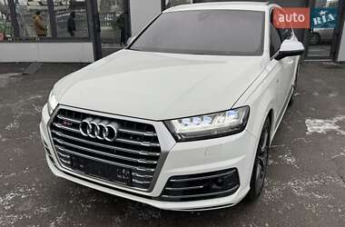 Позашляховик / Кросовер Audi SQ7 2017 в Тернополі