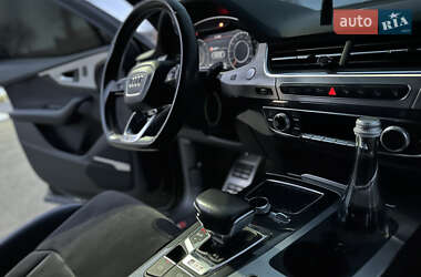 Внедорожник / Кроссовер Audi SQ7 2017 в 
