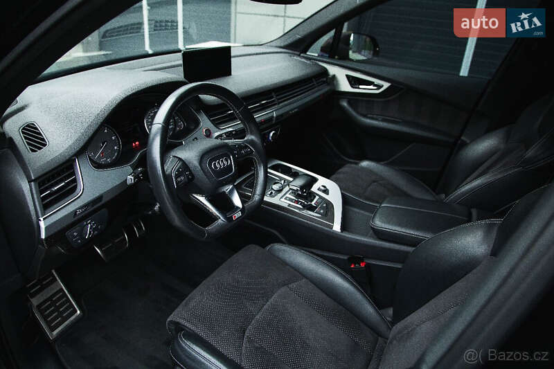Внедорожник / Кроссовер Audi SQ7 2018 в Ужгороде