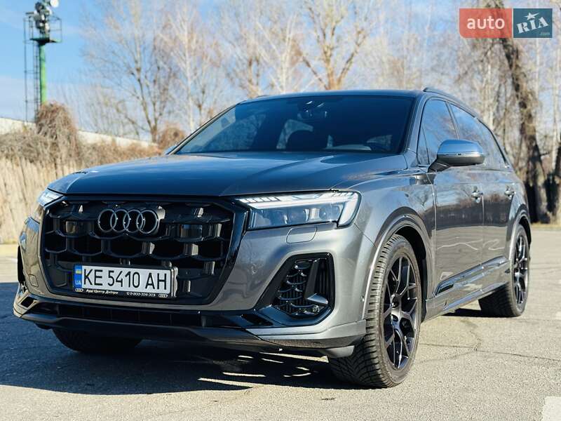 Внедорожник / Кроссовер Audi SQ7 2024 в Днепре