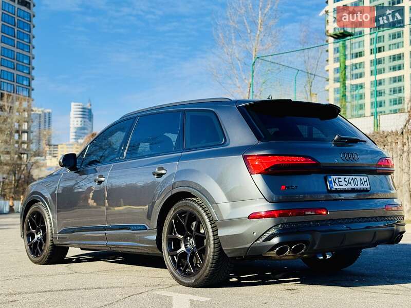 Внедорожник / Кроссовер Audi SQ7 2024 в Днепре