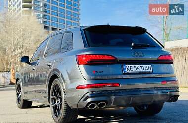 Внедорожник / Кроссовер Audi SQ7 2024 в 