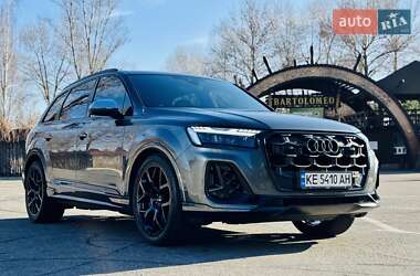Внедорожник / Кроссовер Audi SQ7 2024 в 