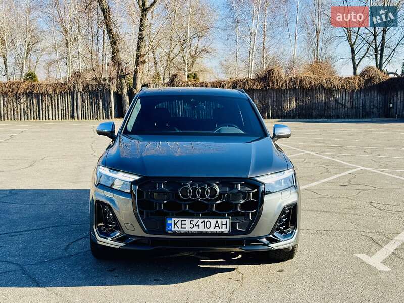Внедорожник / Кроссовер Audi SQ7 2024 в Днепре