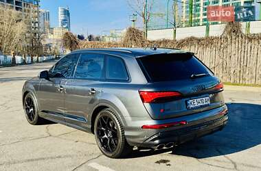 Внедорожник / Кроссовер Audi SQ7 2024 в 