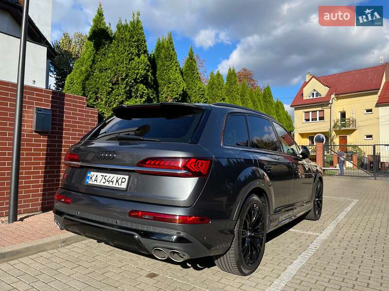Внедорожник / Кроссовер Audi SQ7 2021 в Киеве