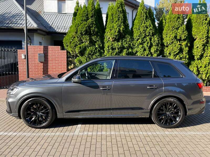 Внедорожник / Кроссовер Audi SQ7 2021 в Киеве