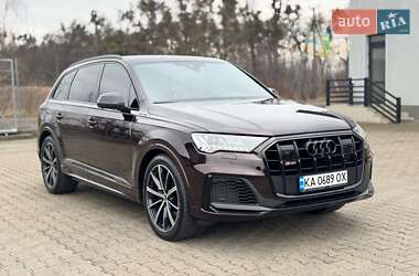 Внедорожник / Кроссовер Audi SQ7 2021 в 