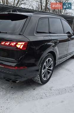 Позашляховик / Кросовер Audi SQ7 2024 в Дніпрі