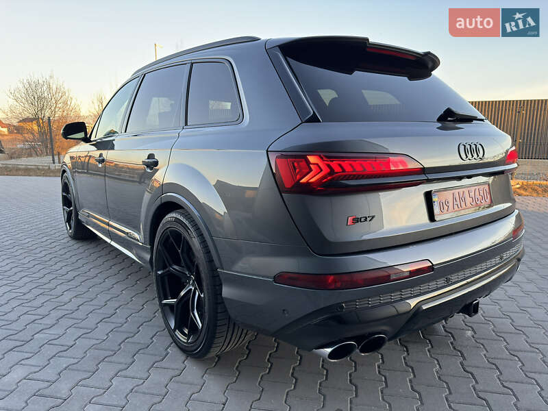 Позашляховик / Кросовер Audi SQ7 2020 в Івано-Франківську