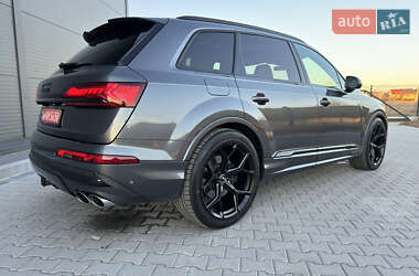 Внедорожник / Кроссовер Audi SQ7 2020 в 