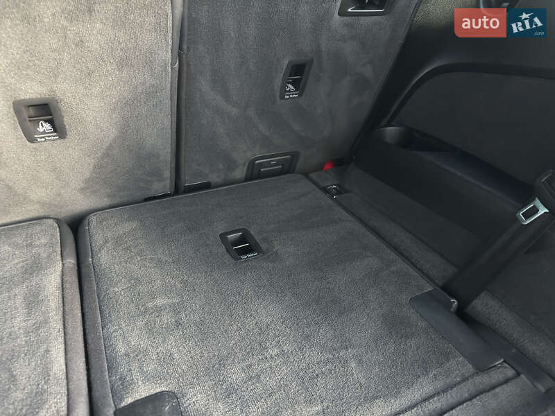 Позашляховик / Кросовер Audi SQ7 2020 в Івано-Франківську