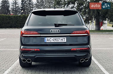 Внедорожник / Кроссовер Audi SQ7 2020 в 
