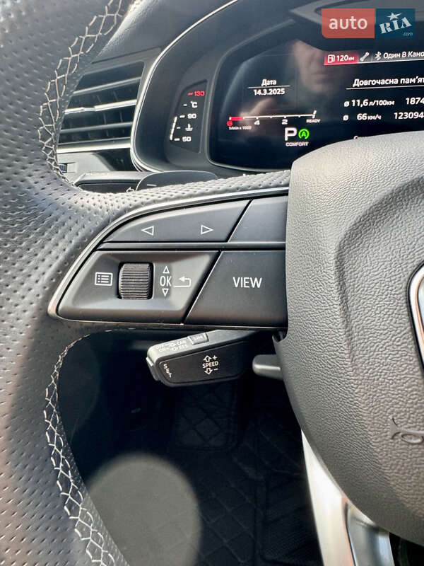 Позашляховик / Кросовер Audi SQ7 2020 в Луцьку