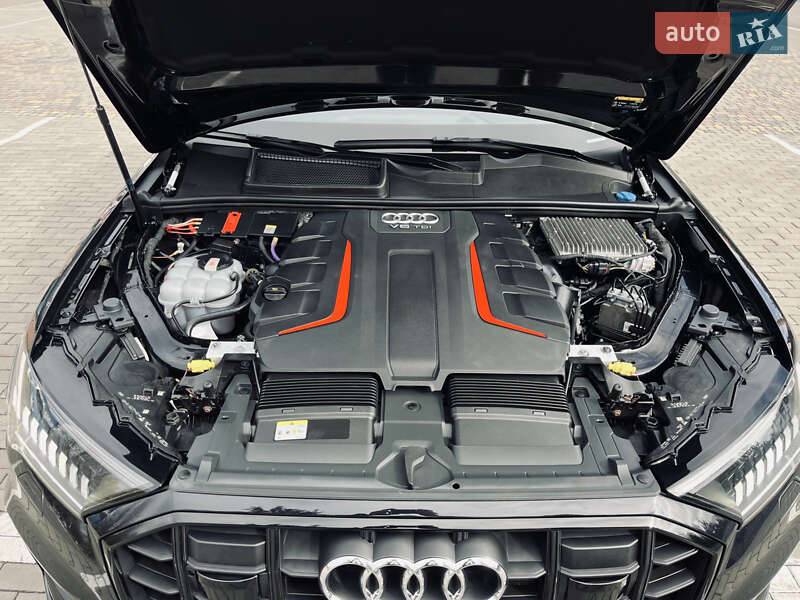 Позашляховик / Кросовер Audi SQ7 2020 в Луцьку