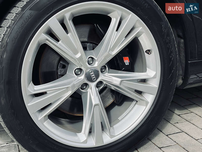 Позашляховик / Кросовер Audi SQ7 2020 в Луцьку