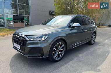 Позашляховик / Кросовер Audi SQ7 2021 в Києві