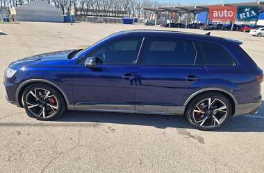 Внедорожник / Кроссовер Audi SQ7 2021 в 