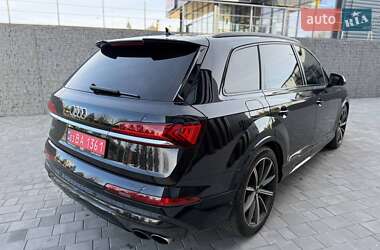 Позашляховик / Кросовер Audi SQ7 2020 в 