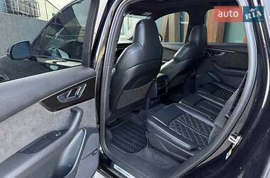 Позашляховик / Кросовер Audi SQ7 2020 в 