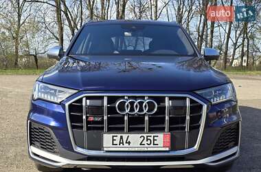 Внедорожник / Кроссовер Audi SQ7 2020 в 