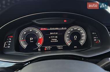 Внедорожник / Кроссовер Audi SQ7 2020 в 