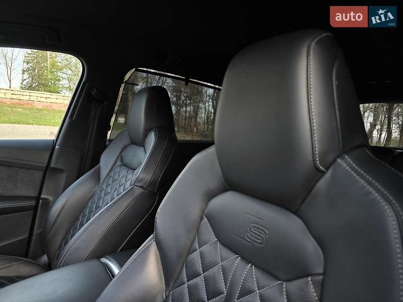 Позашляховик / Кросовер Audi SQ7 2020 в Калуші