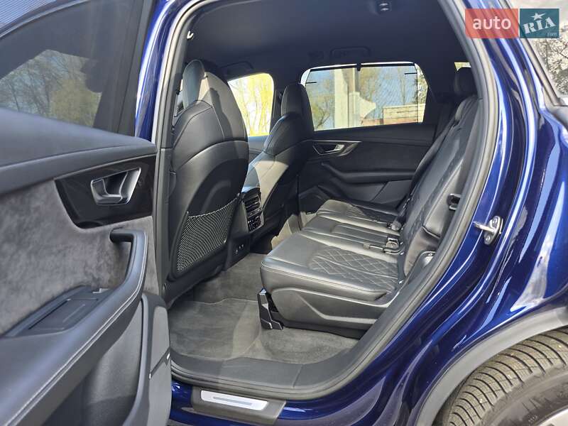 Позашляховик / Кросовер Audi SQ7 2020 в Калуші