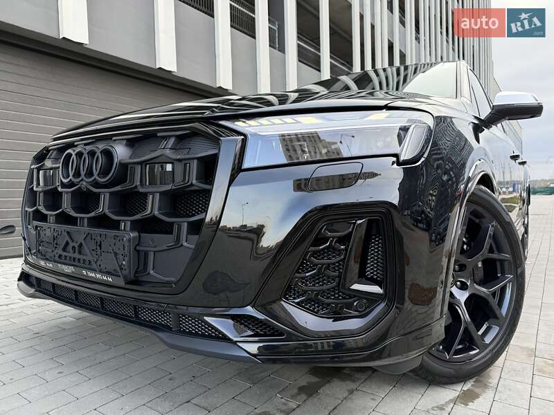 Внедорожник / Кроссовер Audi SQ7 2024 в 