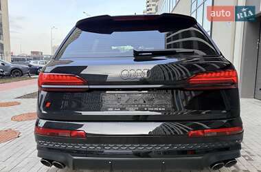 Внедорожник / Кроссовер Audi SQ7 2024 в 