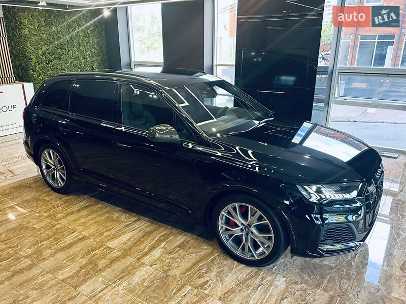 Внедорожник / Кроссовер Audi SQ7 2022 в Киеве
