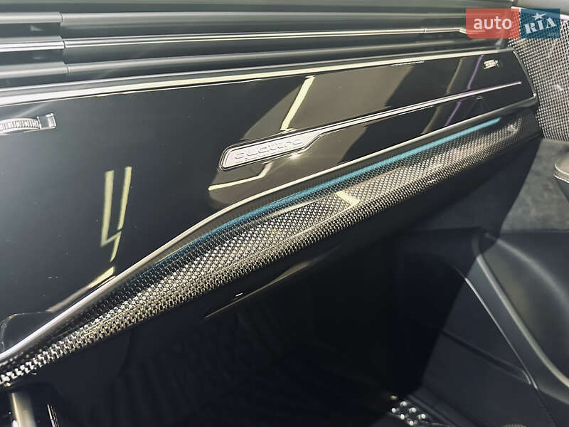 Внедорожник / Кроссовер Audi SQ7 2022 в Киеве