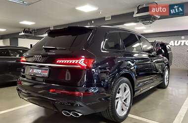 Внедорожник / Кроссовер Audi SQ7 2020 в 