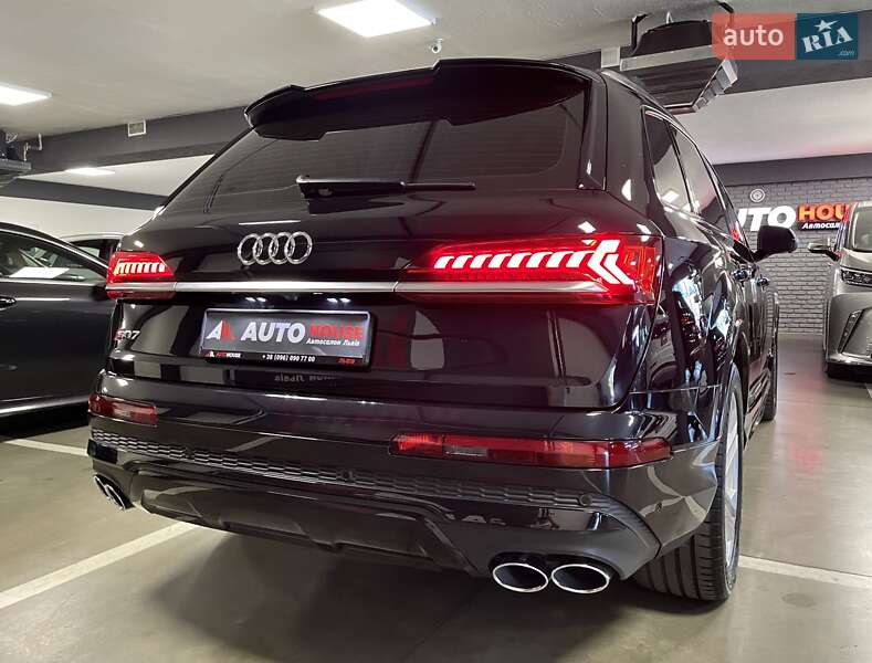 Позашляховик / Кросовер Audi SQ7 2020 в Львові