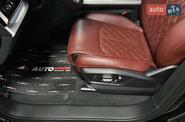 Внедорожник / Кроссовер Audi SQ7 2020 в 
