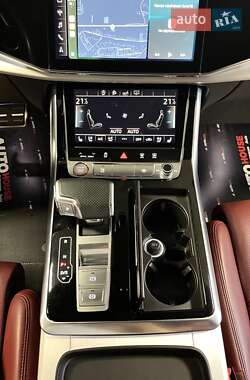 Внедорожник / Кроссовер Audi SQ7 2020 в 