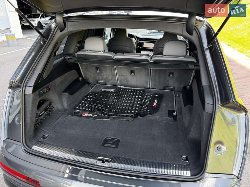Позашляховик / Кросовер Audi SQ7 2023 в Києві
