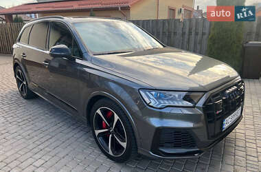 Внедорожник / Кроссовер Audi SQ7 2019 в 